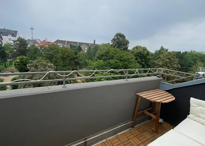 Dom View Luxury شقة كولونيا